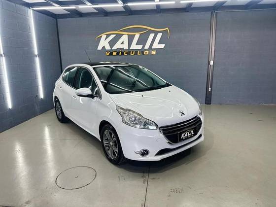 PEUGEOT 208 1.6 GRIFFE 16V FLEX 4P AUTOMÁTICO PEUGEOT 208 1.6 GRIFFE 16V FLEX 4P AUTOMÁTICO